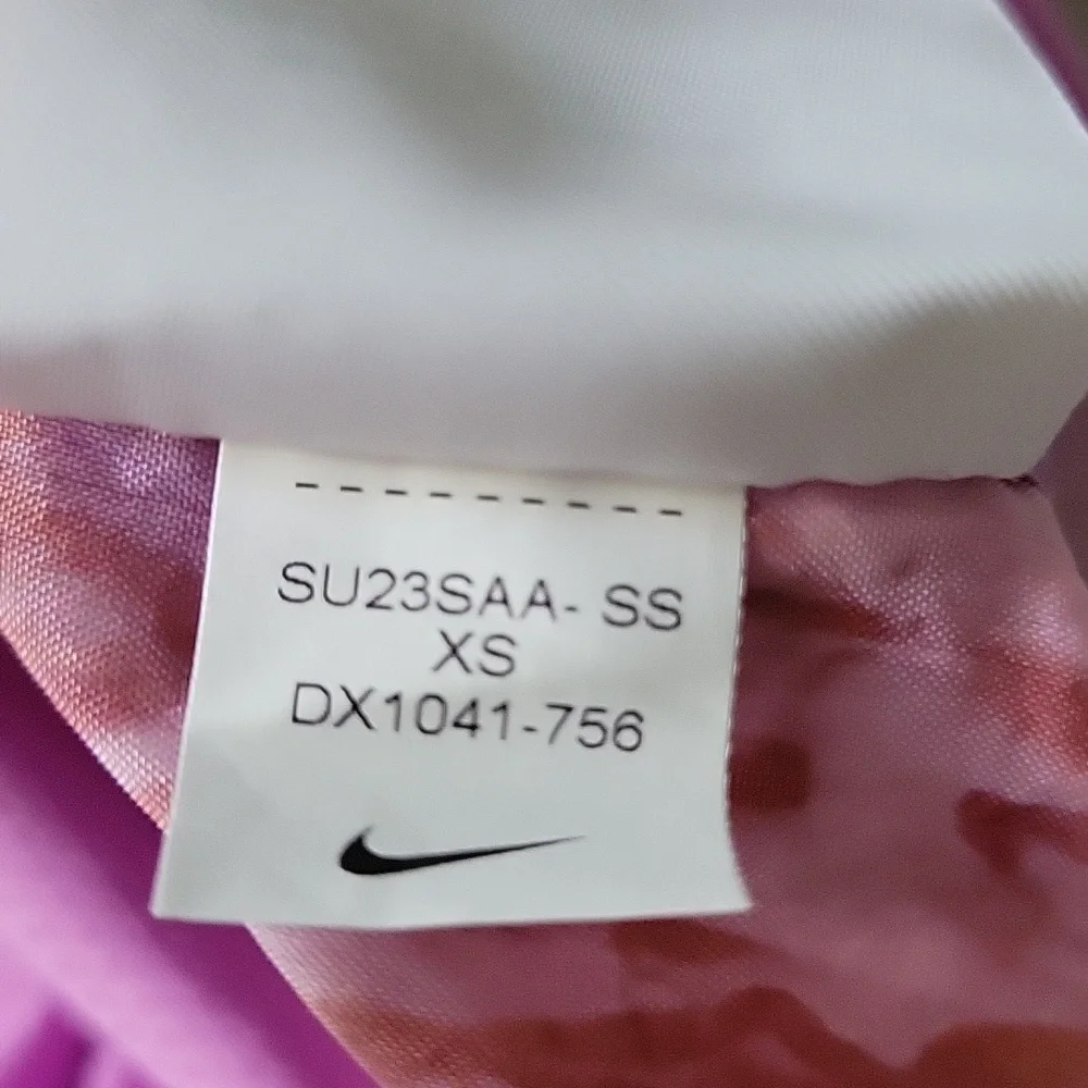 NWOT Nike Trail Outdoor Jacket - Picture 7 of 7